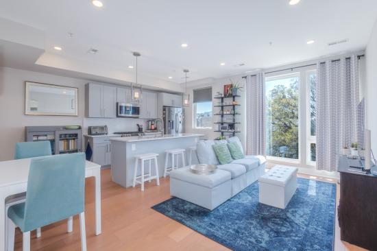 1444 Harvard St NW Unit 302 