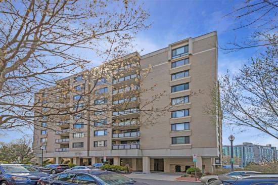 800 25th St NW unit 1002 