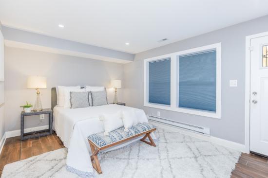 3802 10th St NW Unit 1 