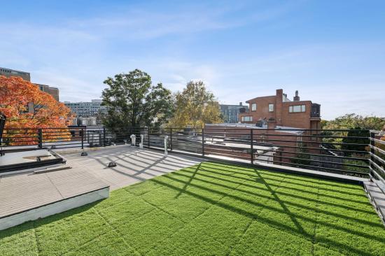 2507 I St NW  