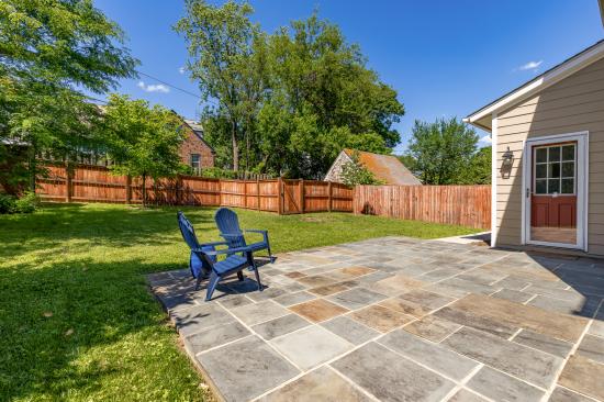1219 Floral St NW