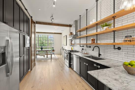 774 Girard St NW #6W  