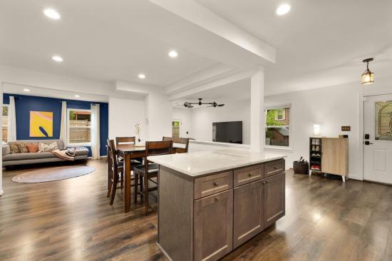 1501 Gallatin St NE  