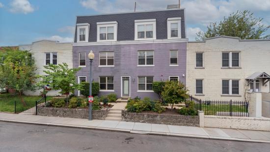 610 Newton Pl NW #12  